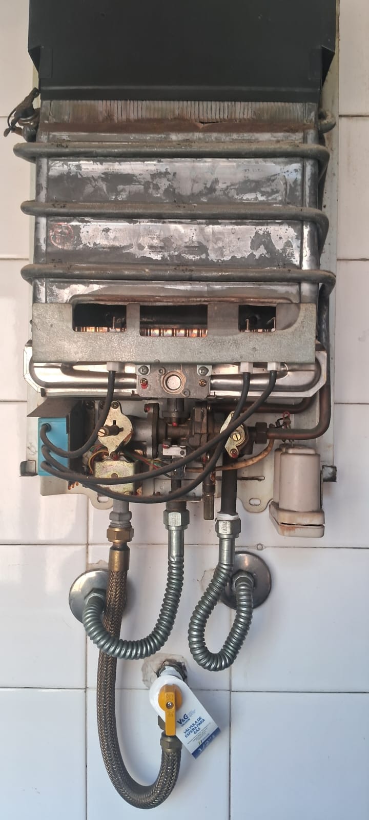 Instalação profissional de aquecedor a gás - V8 Aquecedores Rio de Janeiro